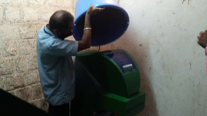 Compost Hut - Raw Video